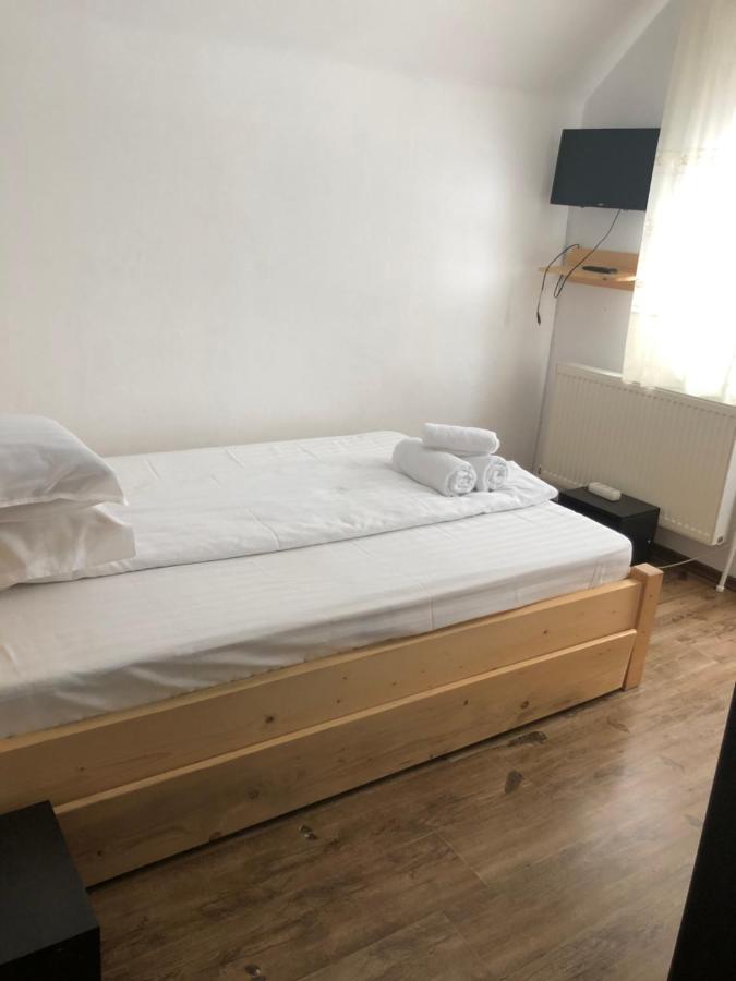 Casa Bogdan Villa Vartop Eksteriør bilde